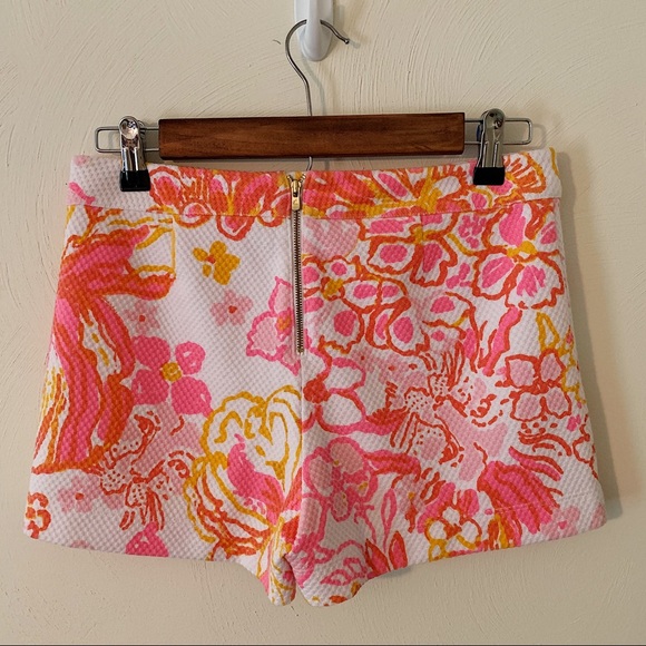 Lilly Pulitzer Shorts Size 2 - Picture 2 of 5